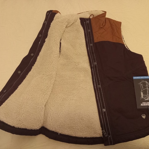 Khul Fleece Lined Vest - Picture 1 of 3